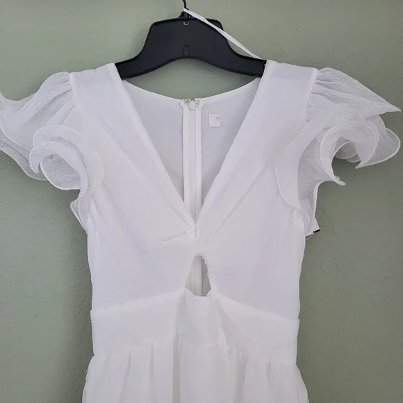 ASTR the Label Women's White Emporia Maxi Dress XS NWOT/Defect - Picture 9 of 12